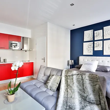 Blue Nights Sebastopol 110 Apartment Paris
