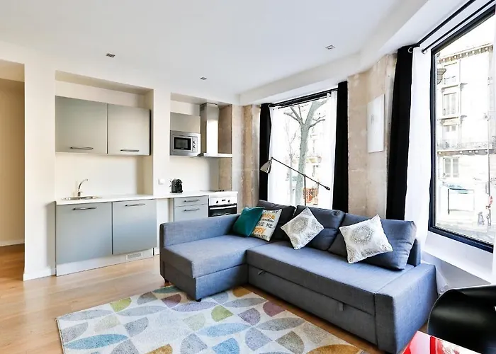 Blue Nights Sebastopol 110 Paříž