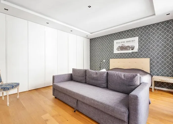 Blue Nights Sebastopol 110 Apartmán *