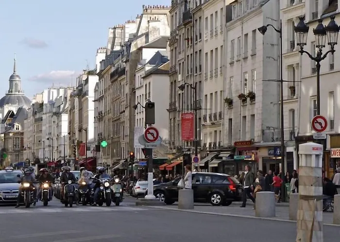 Blue Nights Sebastopol 110 *